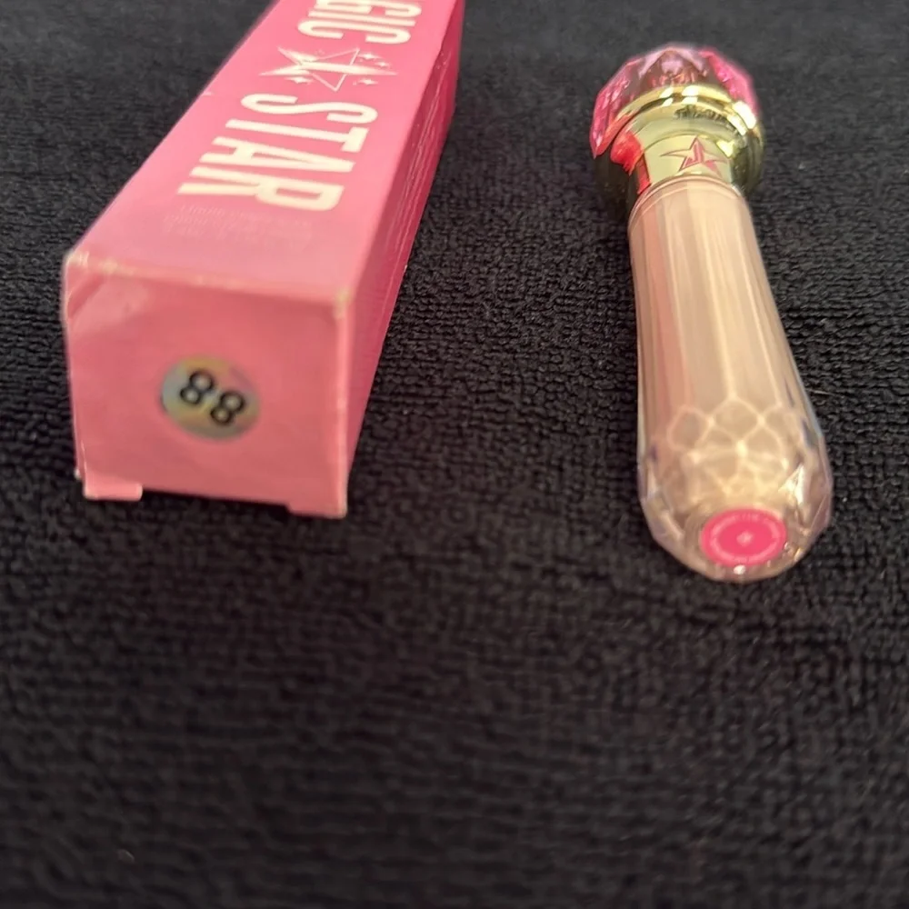 Jeffree Star - Liquid Concealer - Porcelain C8 88
